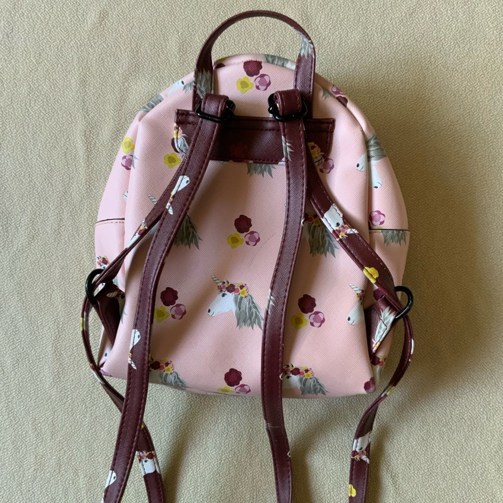 Unicorn Backpack - Picture 5 of 6